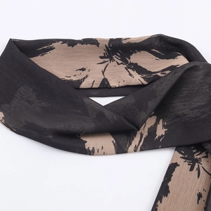 Elegant floral print chiffon dress with long sleeves and bow neck in black and brown