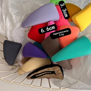 Detailed view of colorful fabric BB hair clips with 6.6cm size and 5.2g weight details