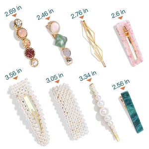 Detailed size guide for various marble acetate hair clips with pearl and rhinestone accents