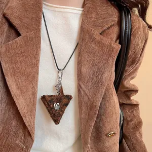 Long Sweater Chain Necklace Retro Triangular Plush Pendant With Alloy Heart Tag Tassel Leopard Print Vintage Jewelry Women