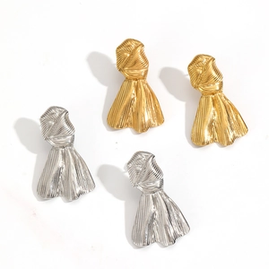 Vintage bow knot stud earrings in 18k gold and silver stainless steel finish