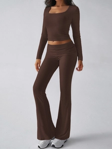 Ensemble en maille côtelée pour femme, haut à col carré et pantalon à jambes évasées