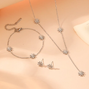 Elegant stainless steel silver daisy flower jewelry set with necklace bracelet and earrings