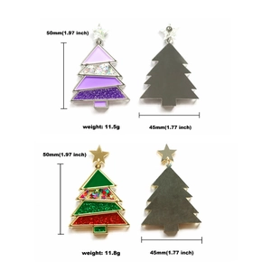 Detailed size specifications for Christmas tree earrings with geometric glitter acrylic