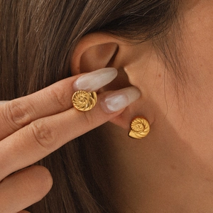 Nautilus Shell Stud Earrings Stainless Steel 18K Gold Plated Marine Ocean Style Minimalist For Women
