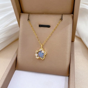 Star Pendant Necklace Stainless Steel Chain Copper Zircon Iridescent Stone Jewelry For Women Elegant Clavicle Chain