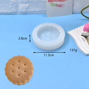 Silicone cookie mold detail with 11.5cm diameter and 2.8cm height for DIY baking