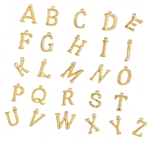 Colliers en acier inoxydable doré 18K avec pendentifs lettres texturés A-Z pour femme