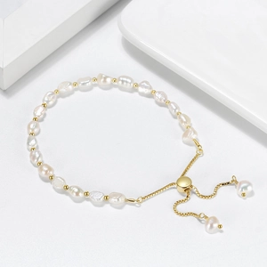 Elegant s925 silver bracelet with natural freshwater pearls and adjustable gold slide clasp