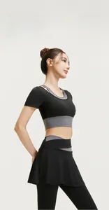 Detail view of high-waist slimming yoga set featuring a black and grey color-block design