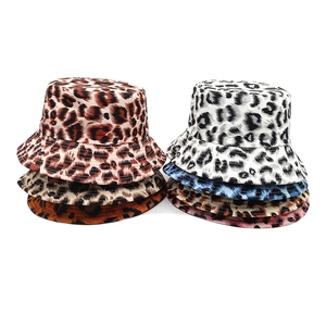 Cappello Da Pescatore Con Stampa Leopardata Poliestere Protezione Solare Traspirante Spiaggia Retro Per Donne