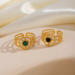 Elegant gold-plated stainless steel adjustable rings with green malachite and black stone
