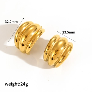 Polished 18k gold plated stainless steel C-shape hoop earrings with ribbed texture