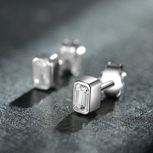 Elegant S925 sterling silver stud earrings featuring rectangular bezel-set cubic zirconia