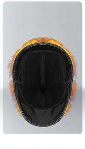 Dettaglio cappello invernale in finta pelle con fodera termica e accumulo di calore