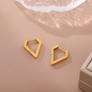 Minimalist V-shaped geometric gold earrings in polished 18K gold finish for women