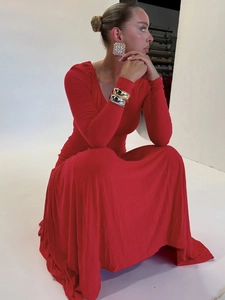 Slim fit V-neck long sleeve red maxi dress with pleated waist for summer street style