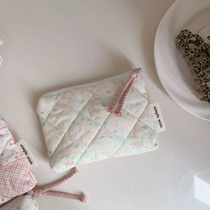 Floral quilted mini pouch for coins and cards with simple wish label and soft pastel tones