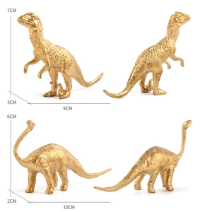 Detailed dimensions of golden dinosaur figurines including Tyrannosaurus and Diplodocus