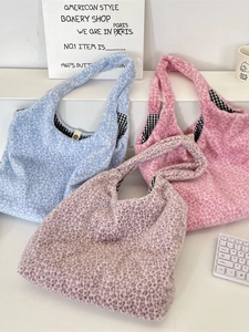 Leopard Print Plush Tote Bag For Women Faux Fur Shoulder Bag Large Capacity Handbag With Checked Lining Autumn Winter