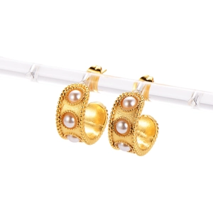 Vintage 18k gold stainless steel C-shaped earrings with embedded white pearls