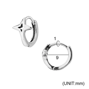 Détails de la boucle d'oreille étoile en argent avec dimensions de 9mm de diamètre