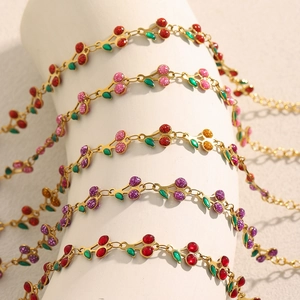 Bracelet Cerise Acier Inoxydable Plaqué Or 18K Émail Coloré Paillettes Pendentif Fruit Bijoux Mode Pour Femmes