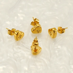 Fashionable gold heart stud earrings with engraved letters A and B in stainless steel