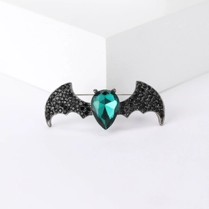 Bat Shape Alloy Brooch With Green Rhinestone And Black Crystals Gothic Halloween Jewelry For Suit Lapel Pins