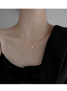 Minimalist S925 sterling silver water drop pendant necklace in gold on a model neck