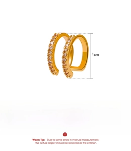 Detail view of gold double-layer ear cuff showing 1cm size and 3.6g weight metrics