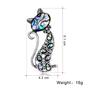 Guide des tailles de broche chat : hauteur 5,1 cm, largeur 4,2 cm et poids de 16g