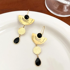 Luxurious gold geometric earrings with fan-shaped accent and black teardrop crystal pendant