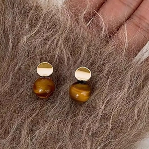 Retro 18k gold plated tiger eye stud earrings with round metallic and stone elements