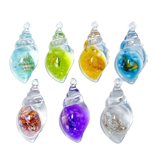 Luminous shell charms in multiple colors made of transparent resin for DIY jewelry making