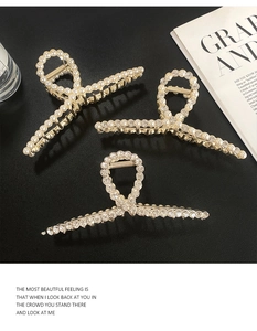 Set de trois pinces à cheveux dorées ornées de perles élégantes et strass brillants