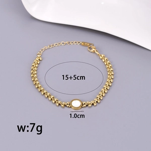 Exquisite 18K gold-plated stainless steel bracelet with white mother-of-pearl charm
