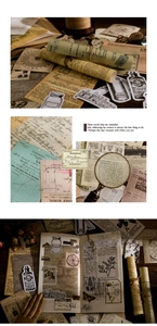 Dettaglio macro di carta vintage con funghi e farfalle per decorazione scrapbooking fai da te