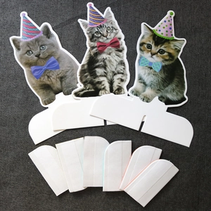 Détails de figurines de chats en carton avec chapeaux de fête pour déco d'anniversaire