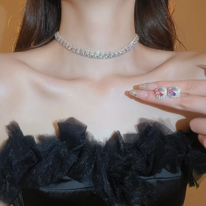 Detail 1
