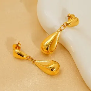 French vintage 18K gold-plated teardrop earrings with a brushed and mirror finish effect