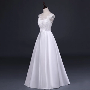 Elegantes Ärmelloses Hochzeitskleid Spitze Satin A-Linie Brautkleid Mit Schleifengürtel Und Korsettrücken Elfenbeinweiß