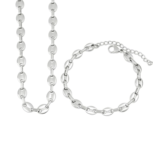 Dettagli del set collana e bracciale a maglia chicco di caffè con chiusura a moschettone