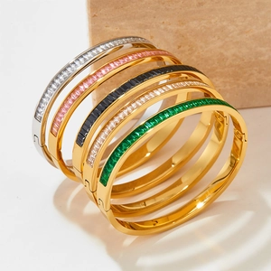 Bracelets en acier inoxydable poli or et argent sertis de zircons de différentes couleurs