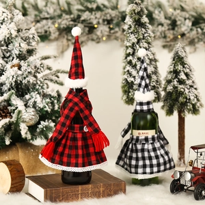 Christmas plaid wine bottle cover sets with santa hats and lace trim for table decor