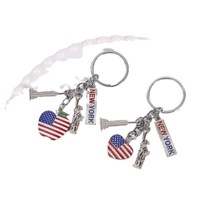 New York souvenir keychain with Statue of Liberty, US flag apple and metal charms