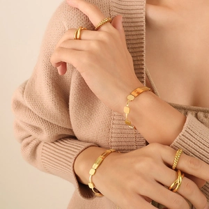 Engraved Bar Bracelet Titanium Steel 18K Gold Plated Love Without End Letter Plate Minimalist Adjustable Jewelry For Women