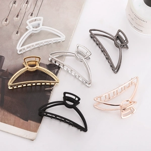 Metal Hair Claw Clip Minimalist Alloy Shark Clip Hollow Semi Circle Ponytail Holder Fashion Accessories For Women