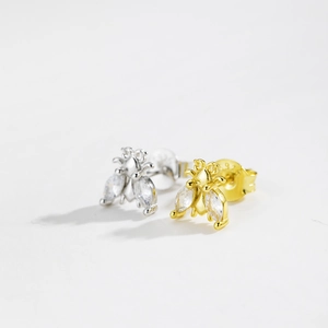 Elegant S925 sterling silver bee stud earrings with sparkling cubic zirconia inlay