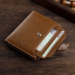 Portafoglio business da uomo in pelle marrone con chiusura a scatto e porta carte